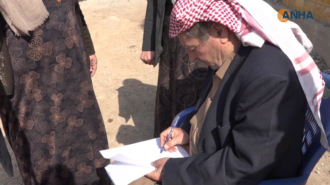 جمع التواقيع في تربه سبيه لحرية القائد عبدالله أوجلان