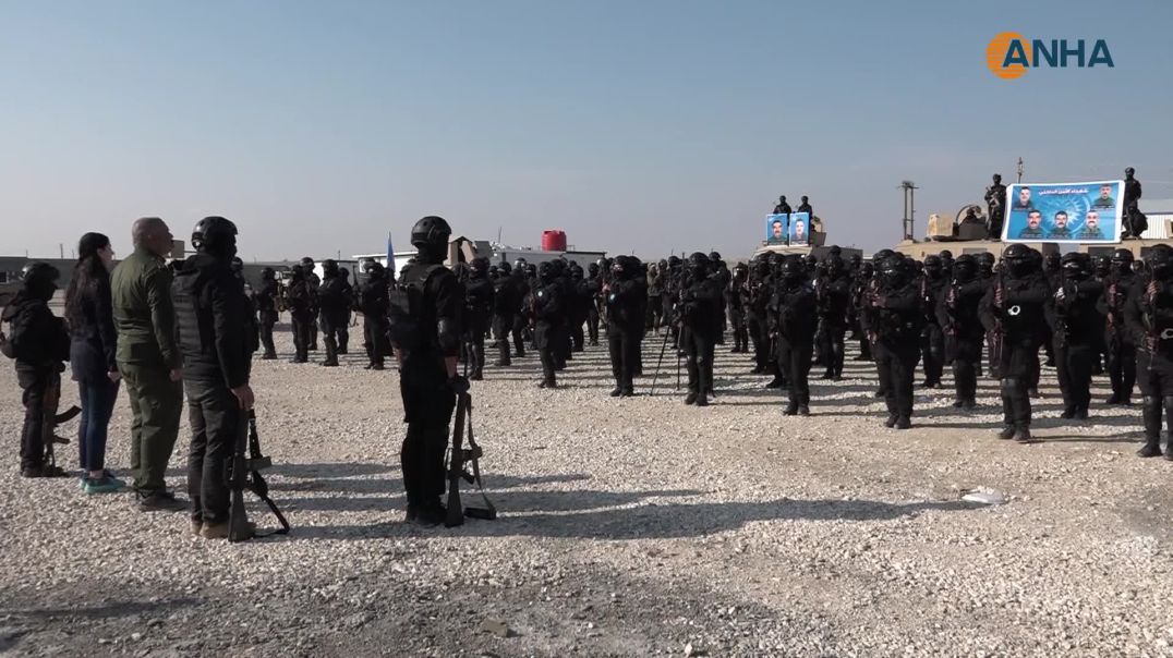 عرض عسكري مهيب تكريماً لـ شهداء "الإنسانية والأمن"