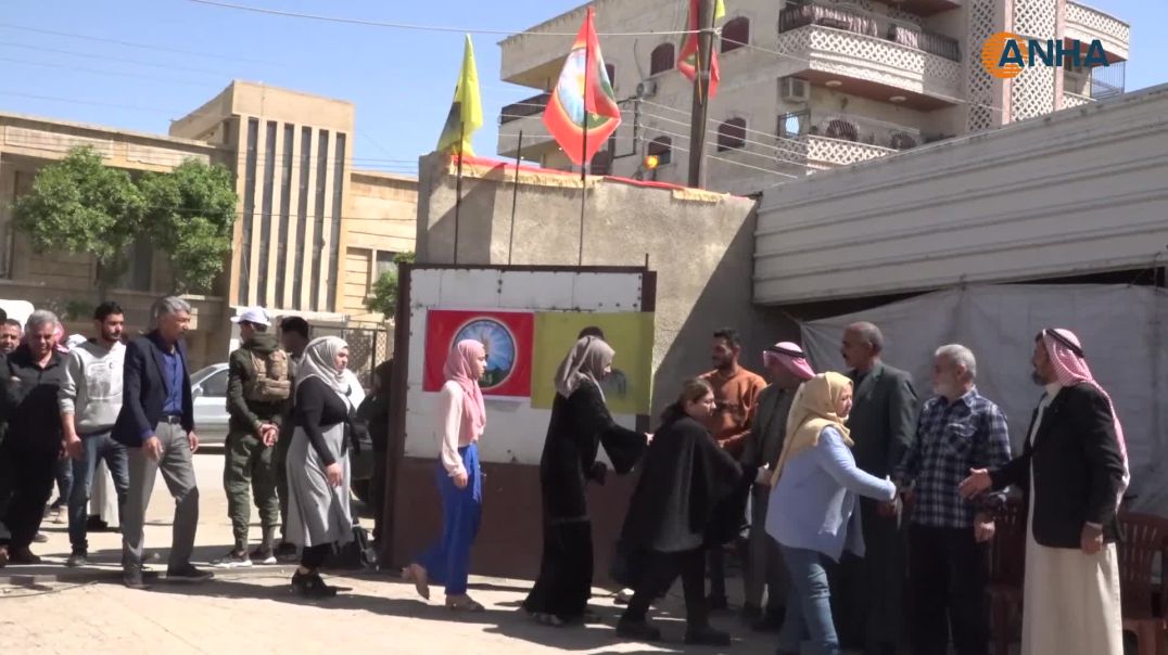 تقديم واجب العزاء لذوي الشهيدين باسل وعماد في مقاطعة الرقة