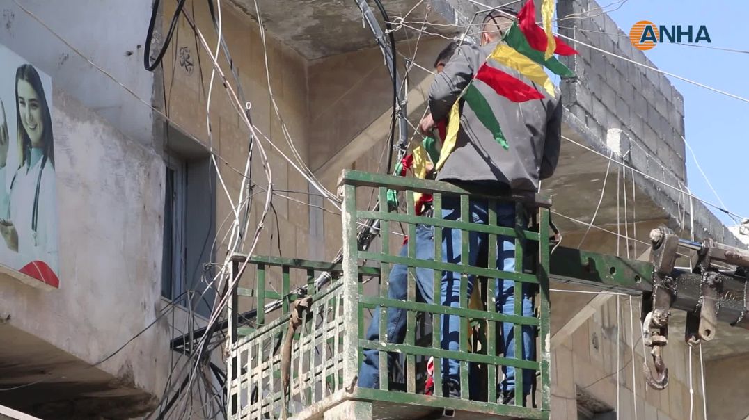 بدء تزيين الشوارع بحلب استقبالاً لـ 8 من آذار