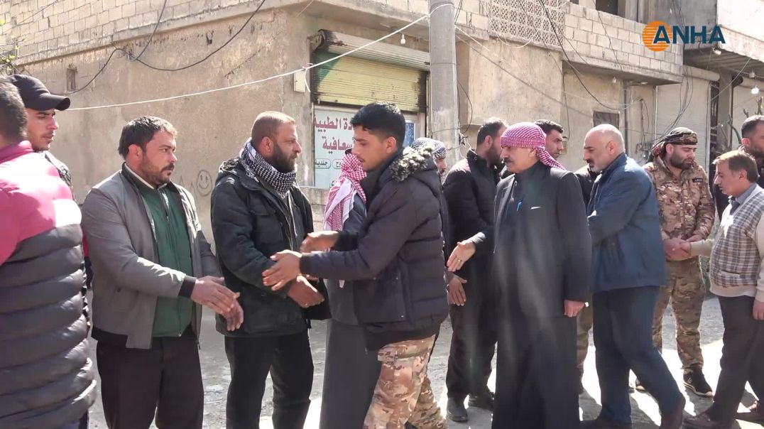 تقديم واجب العزاء لذوي مقاتل مجلس الباب العسكري محمد الجاسم