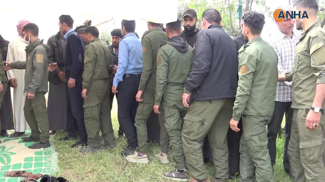تقديم واجب العزاء لذوي الشهيدين أحمد فرج وعساف العيسى في منبج