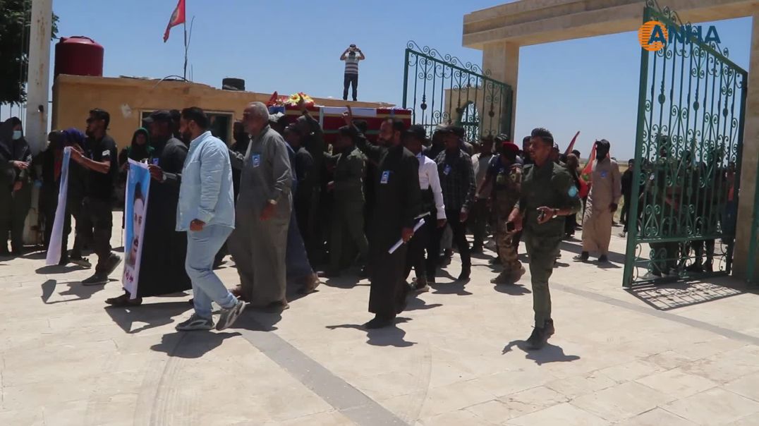 ⁣تشييع جثمان عضو قوى الأمن الداخلي رائد النزال إلى مثواه الأخير
