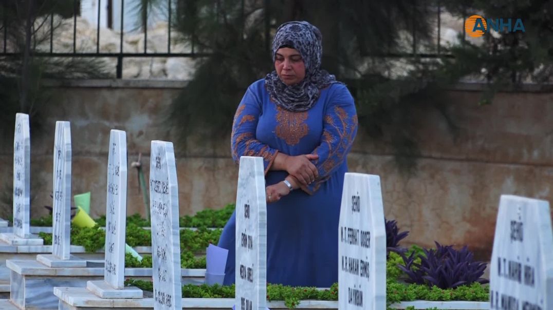 عشية عيد الأضحى إيقاد الشموع على أضرحة الشهداء وفاء لذكراهم - كوباني