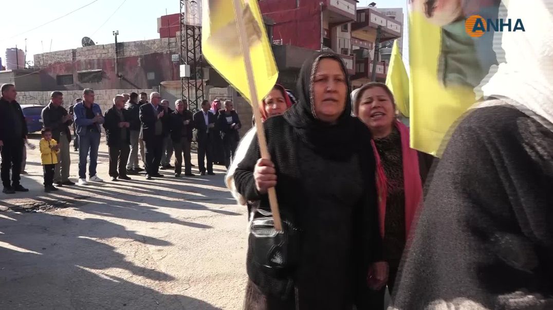 ⁣Şêniyên Qamişloyê sersaxî da malbata şehîd Ebdulezîz Şêxo