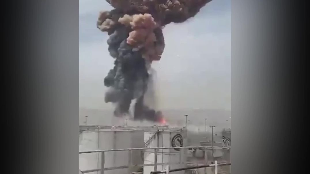 انفجار ضخم في ميناء رجائي بجنوب إيران