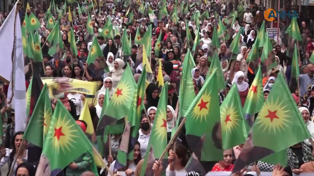 Bi hezaran welatî ji bo Rêber Abdullah Ocalan meşiyan