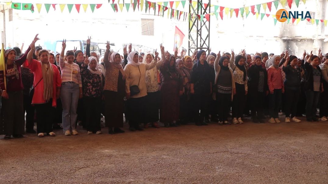 تقديم واجب العزاء لذوي 3 مقاتلين لقسد في حلب