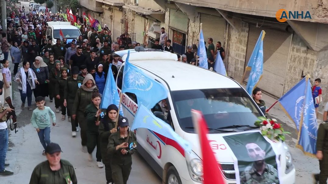 ⁣تشييع جثماني الشهيدين هوكر ورشيد في حلب