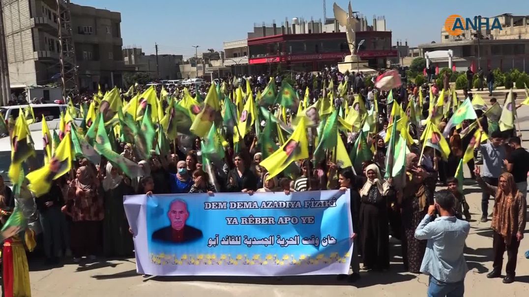 ⁣Li Kobanê bi hezaran kes ji bo Rêber Abdullah Ocalan meşiyan