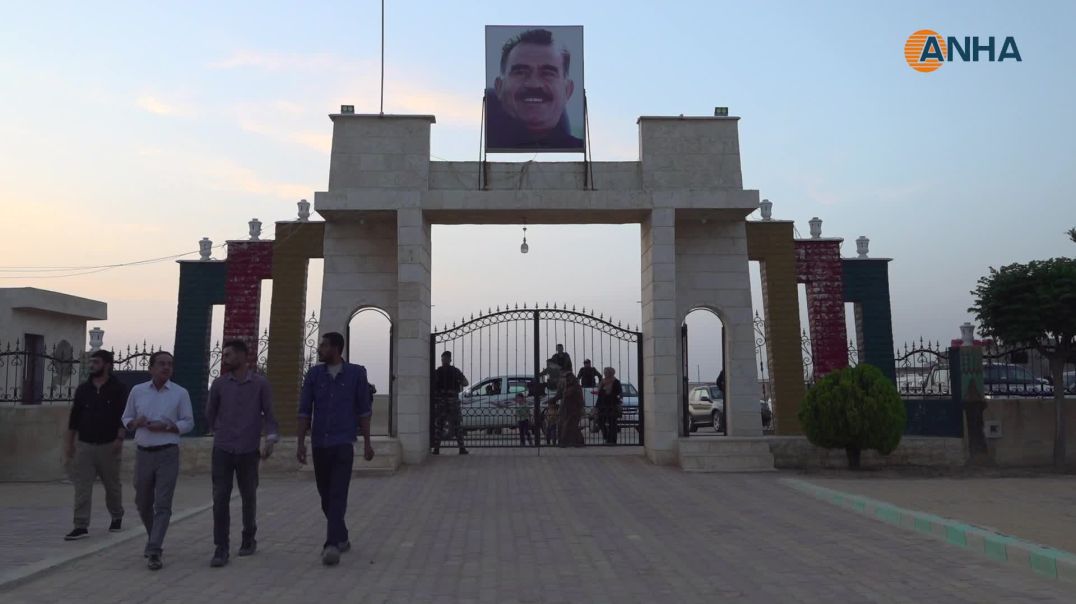 ⁣استذكار شهداء شمال وشرق سوريا عبر إيقاد الشموع مع حلول يوم الشهداء 18 أيار