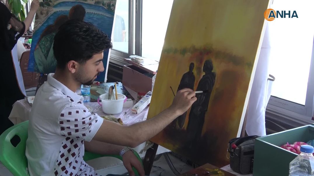 ⁣المقاومة تتجسد في لوحات المشاركين في ملتقى الفن التشكيلي