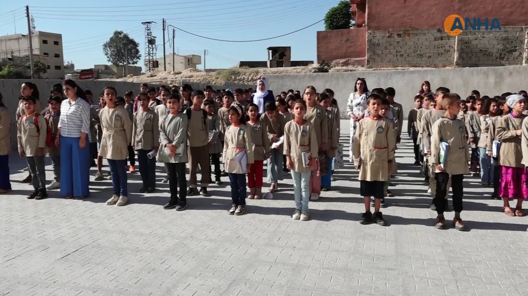 ⁣Nameya Rêber Apo li du dibistanên Kobanê hat xwendin