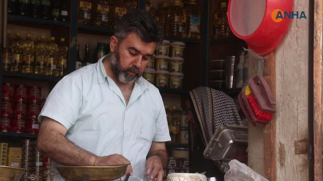 80 عاماً من الذكريات... محلٌّ يروي حكاية حي بأكمله