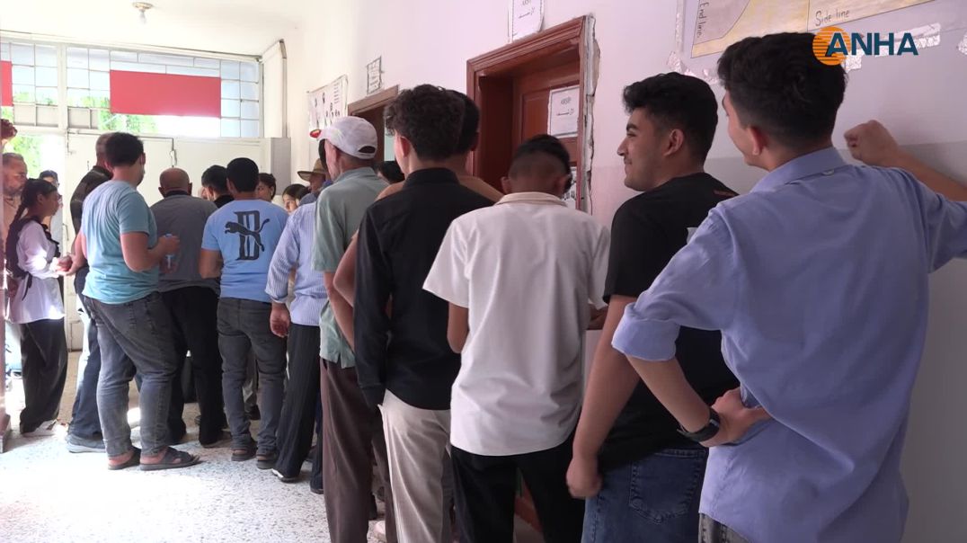 بدء تسجيل طلبة الصف التاسع