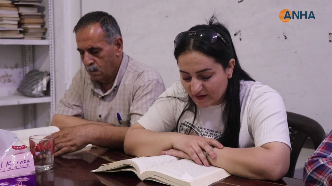 قراءة مكثفة لمجلدات القائد لمواجهة التحديات وصياغة رؤية جديدة