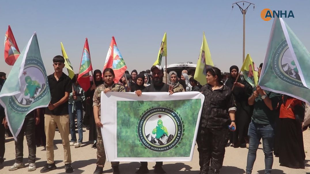 تشييع جثمان مقاتل قوات تحرير عفرين في مقاطعة الرقة