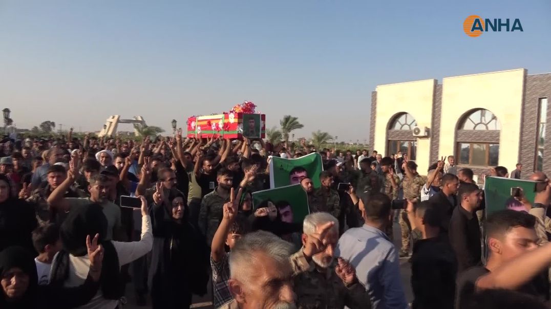 ⁣تشديد على الاستمرار على درب الشهداء خلال مراسم تشييع الشهيد مراد  قنبر في الطبقة