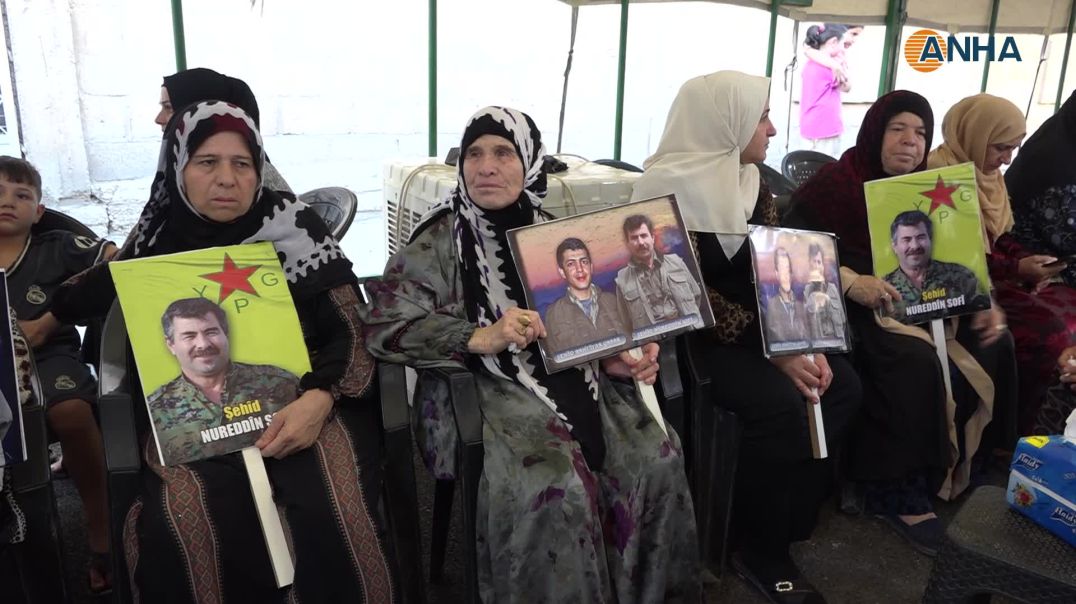 ⁣تجديد العهد للقيادي الشهيد نور الدين صوفي خلال مراسم تقديم العزاء