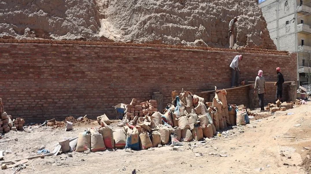 هيئة الثقافة والآثار تواصل أعمالها في قلعة جعبر وسور الرقة الأثري