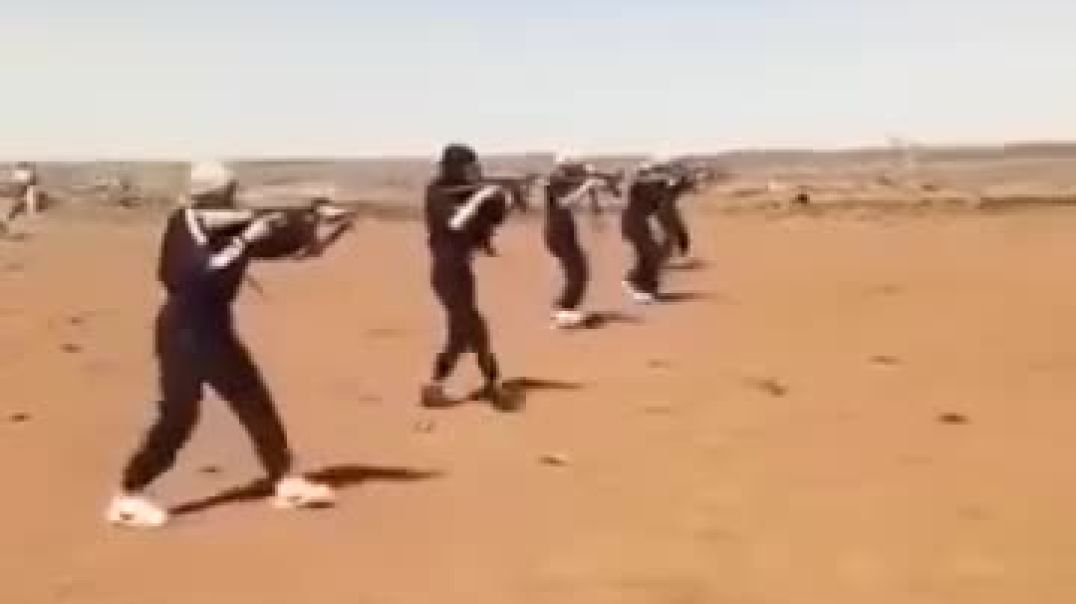 نساء في السويداء يدخلن ميدان التدريب العسكري