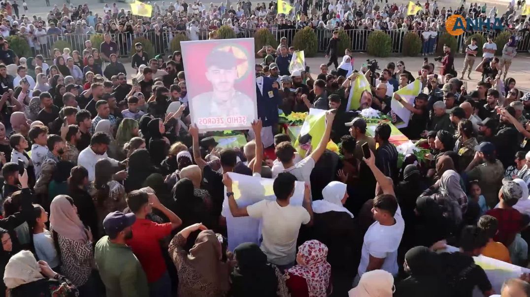 ‏تشييع جثامين 3 شهداء من قسد إلى مثواهم الأخير في ديرك