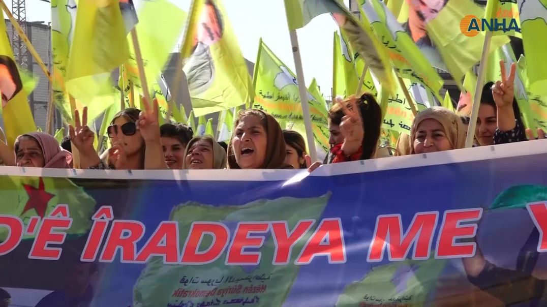 مسيرة جماهيرية حاشدة في مقاطعة الفرات لدعم قوات سوريا الديمقراطية