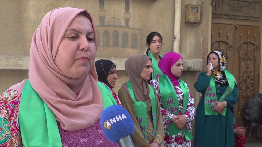 ⁣نساء يطالبن بحرية القائد: بفضله أصبحت النساء ذوات قوة وإرادة