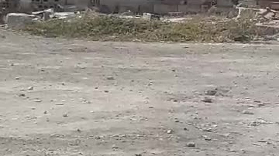 رفع سواتر ترابية في محيط حيي الشيخ مقصود والاشرفية