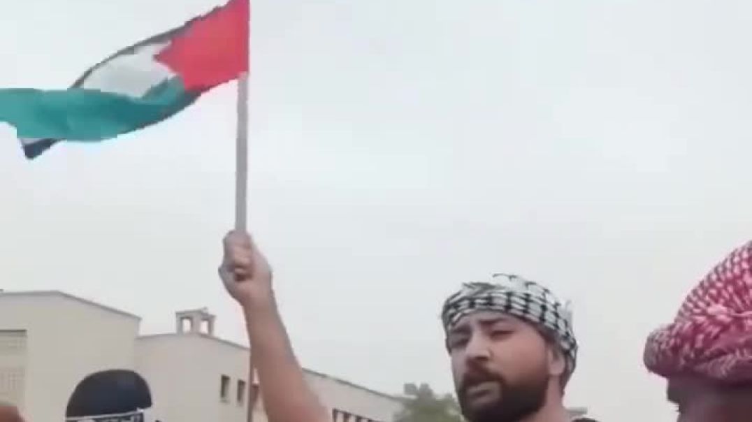 بإذن الحكومة الانتقالية.. مظاهرة في دمشق ضد السعودية