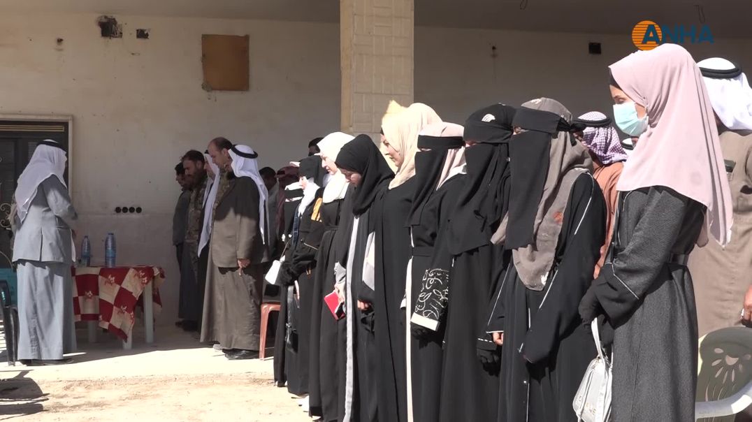 ⁣اجتماع في دير الزور لشرح التطورات السياسية والاستماع لمطالب الأهالي