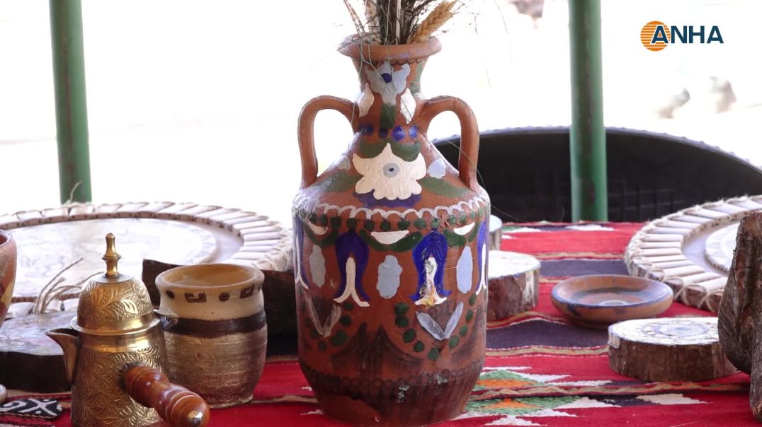 مشاركة طفل في مهرجان الأمة الديمقراطية