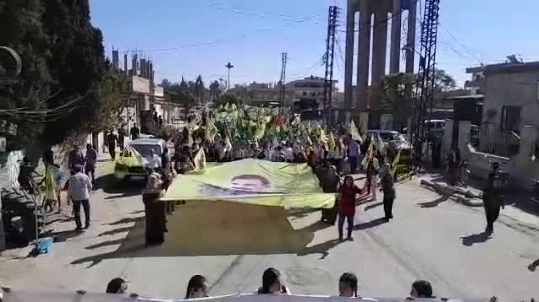 تظاهرات شعبية حاشدة تطالب بحرية القائد عبد الله أوجلان - عامودا