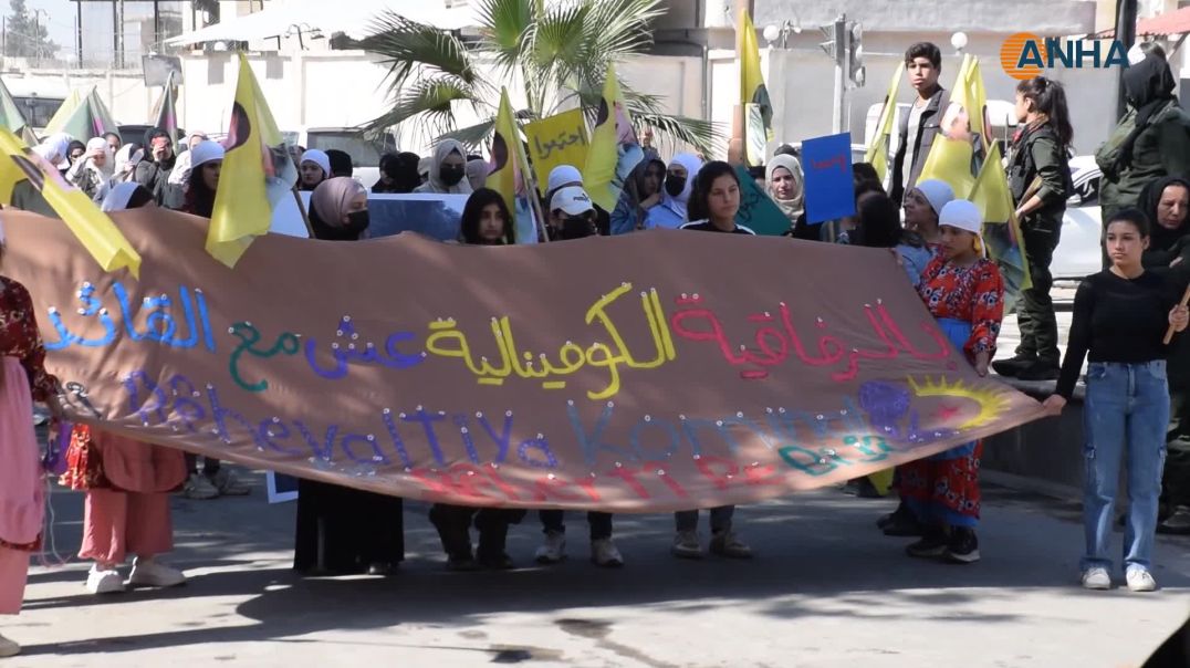 ⁣مسيرة لاتحاد المرأة الشابة في الرقة دعماً لنداء السلام