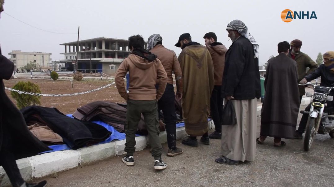 ⁣شاب نازح يحلم بالعودة ويشقّ طريقه في الحياة عبر تجارة بسيطة