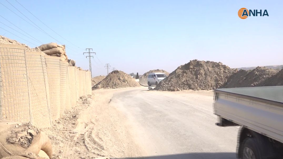 حركة مرور طبيعية يشهدها طريق الرقة معدان- دير الزور