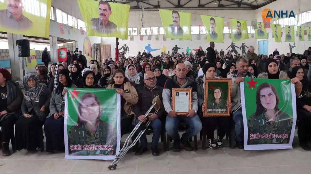 تقديم واجب العزاء لذوي مقاتلة في وحدات حماية المرأة بديرك