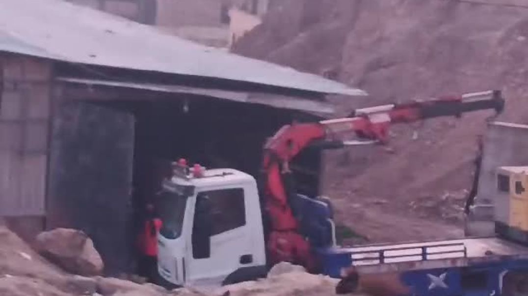 فصائل الحكومة الانتقالية تسرق ممتلكات الأهالي في حي السريان بحلب