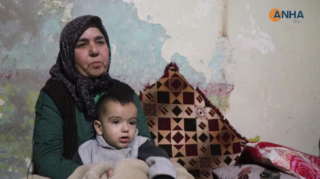 ⁣اللجوء إلى وسائل بدائية للحصول على الدفء في حيي الشيخ مقصود والأشرفية