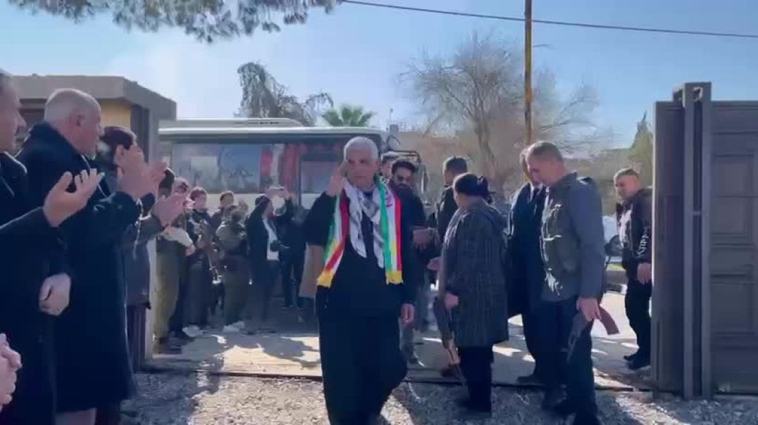 وفد من مثقفي جنوب كردستان يصل روج آفا لدعم المقاومة