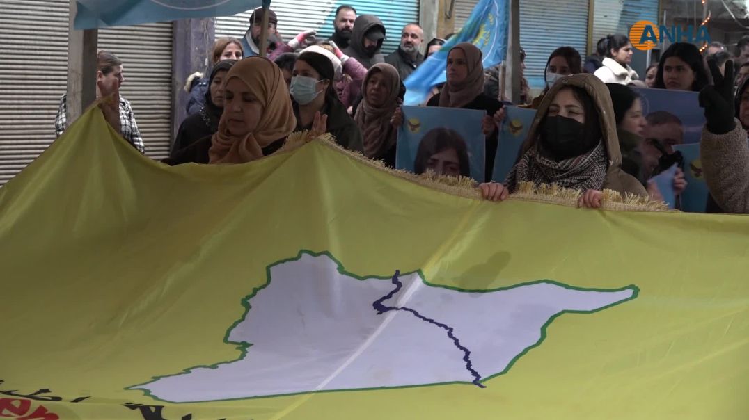 ⁣مسيرات داعمة لقسد ومنددة بالهجمات على شمال وشرق سوريا - الدرباسية