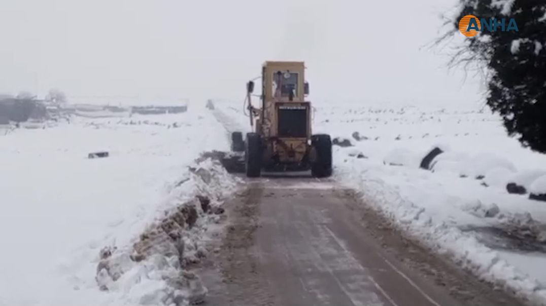 كركي لكي-بلديات مقاطعة الجزيرة تواصل جهودها لمواجهة العاصفة الثلجية وفتح الطرق