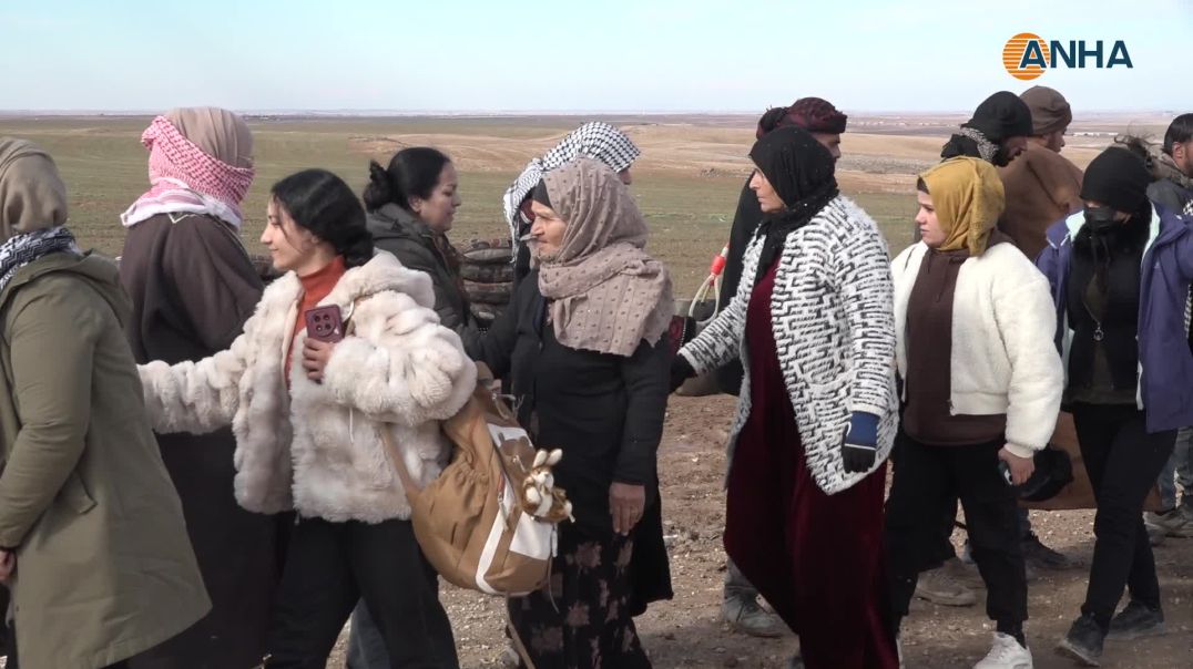 استمرار الاعتصام والإضراب عن الطعام أمام قاعدة التحالف الدولي