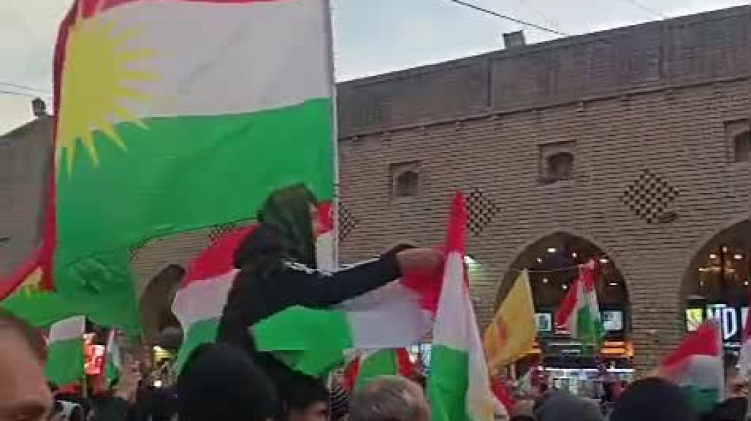 جنوب وشمال كردستان ينتفضان من أجل روج آفا