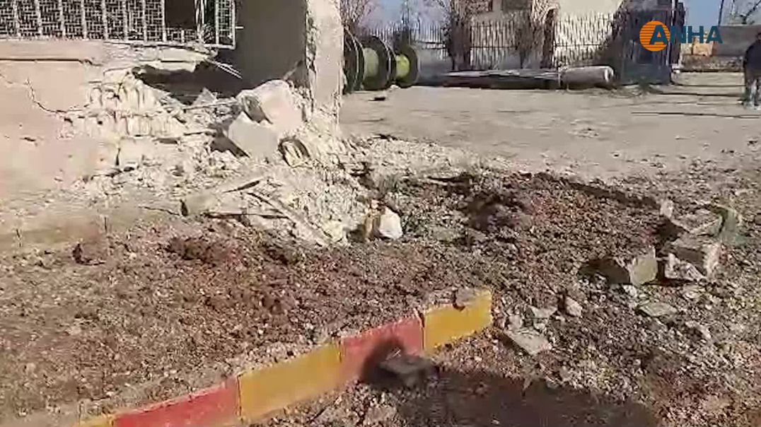 فيديوهات توثّق حجم الدمار بعد استهداف مبنى البريد في دير حافر