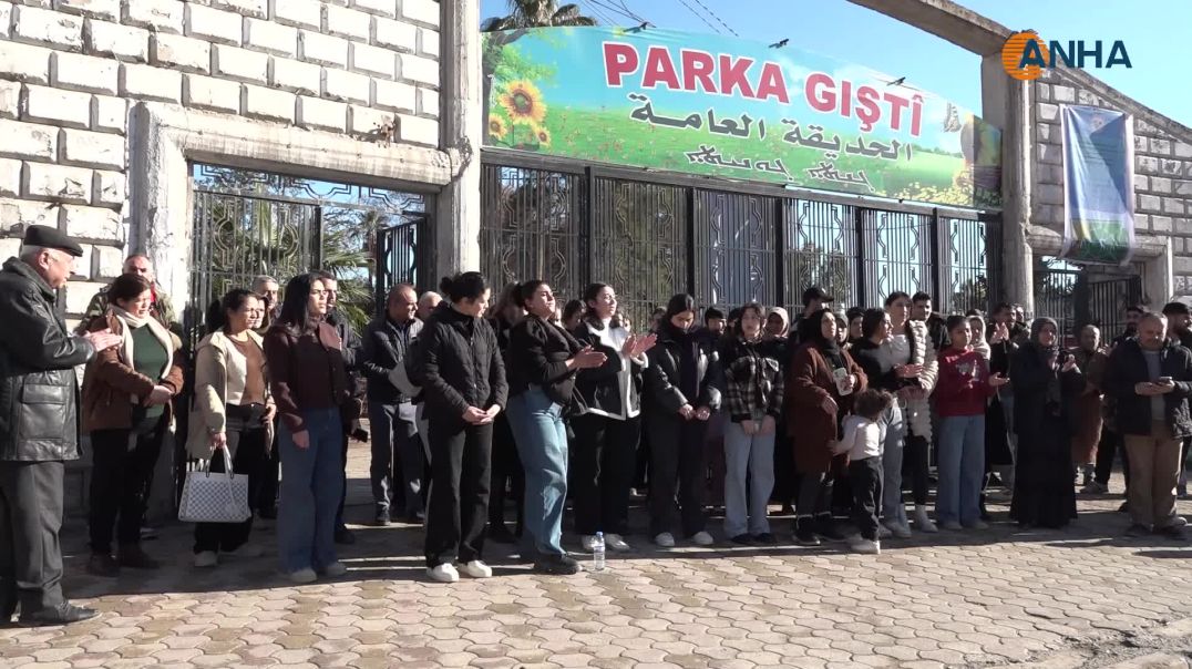 مهجّرو عفرين يحتجون أمام مبنى مفوضية الأمم المتحدة