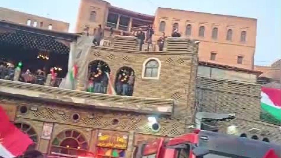 جنوب وشمال كردستان ينتفضان من أجل روج آفا