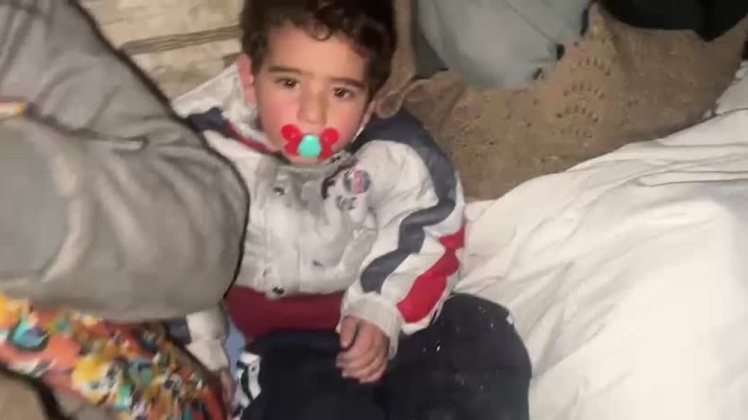 مرتزقة الحكومة المؤقتة يستهدفون مشفى خالد الفجر بقنابل غازية