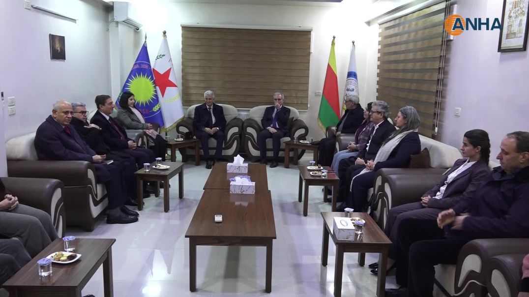 لتعزيز الموقف ووحدة الصف الكردي.. KNK يلتقي الوفد الكردي المشترك في قامشلو  