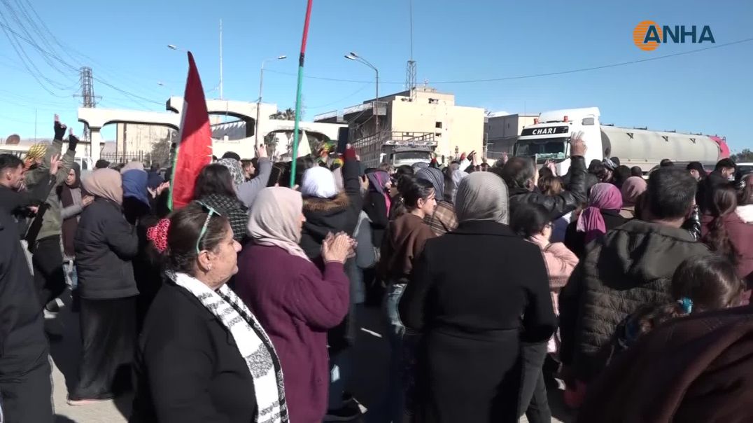 ⁣Welatiyên ji Başûr hatin Rojava: Em ji bo yekrêziya Kurdî hatine